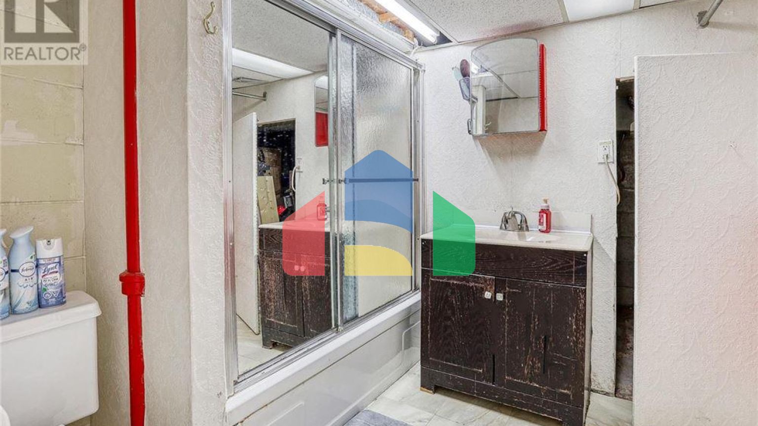 Residential - Single Family Home - Toronto, Canada - Canada