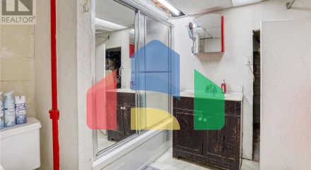 Residential - Single Family Home - Toronto, Canada - Canada Residential - Single Family Home - Toronto, Canada - Canada