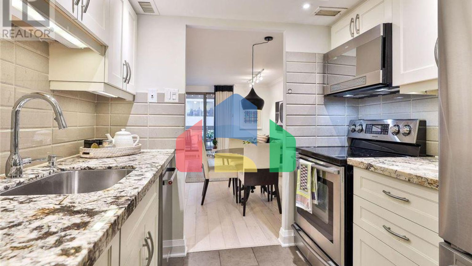 Residential - Condo/Apartment - Toronto, Canada - Canada