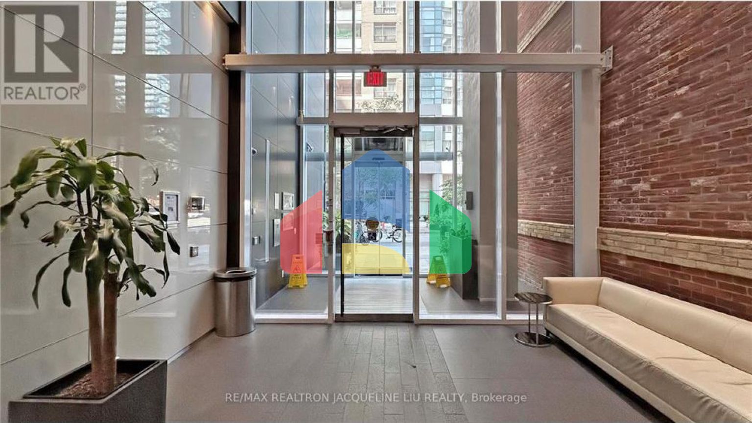 Residential - Condo/Apartment - Toronto, Canada - Canada