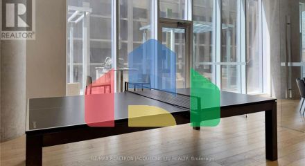 Residential - Condo/Apartment - Toronto, Canada - Canada