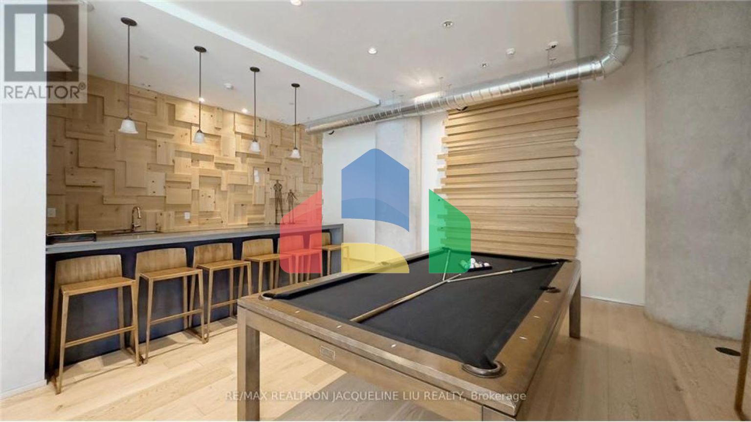 Residential - Condo/Apartment - Toronto, Canada - Canada