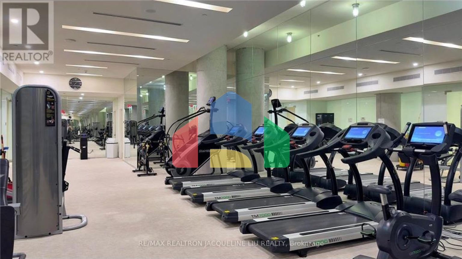 Residential - Condo/Apartment - Toronto, Canada - Canada