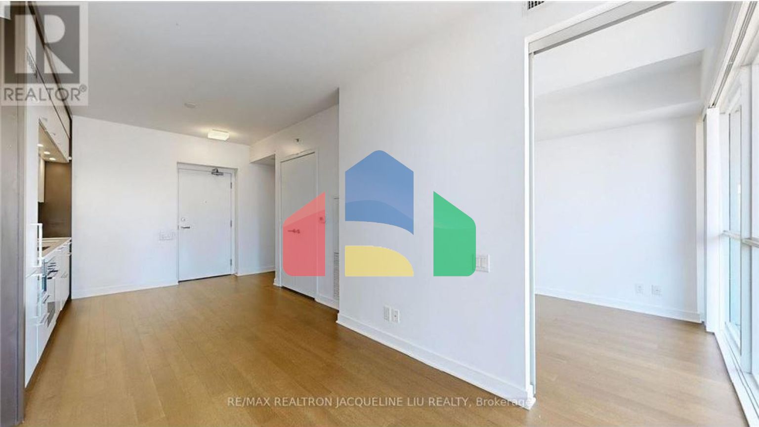 Residential - Condo/Apartment - Toronto, Canada - Canada