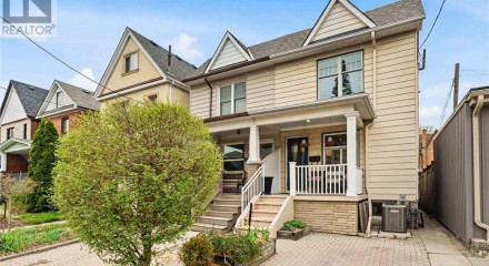 Residential - Single Family Home - Toronto, Canada - Canada