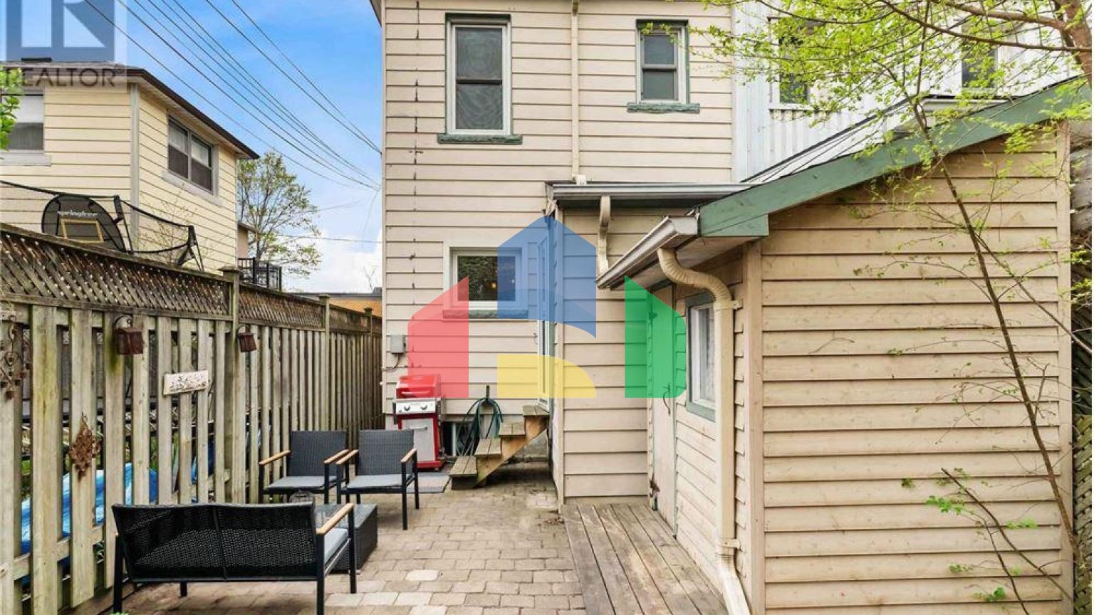 Residential - Single Family Home - Toronto, Canada - Canada