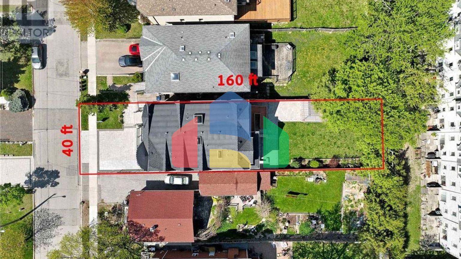 Residential - Single Family Home - Toronto, Canada - Canada