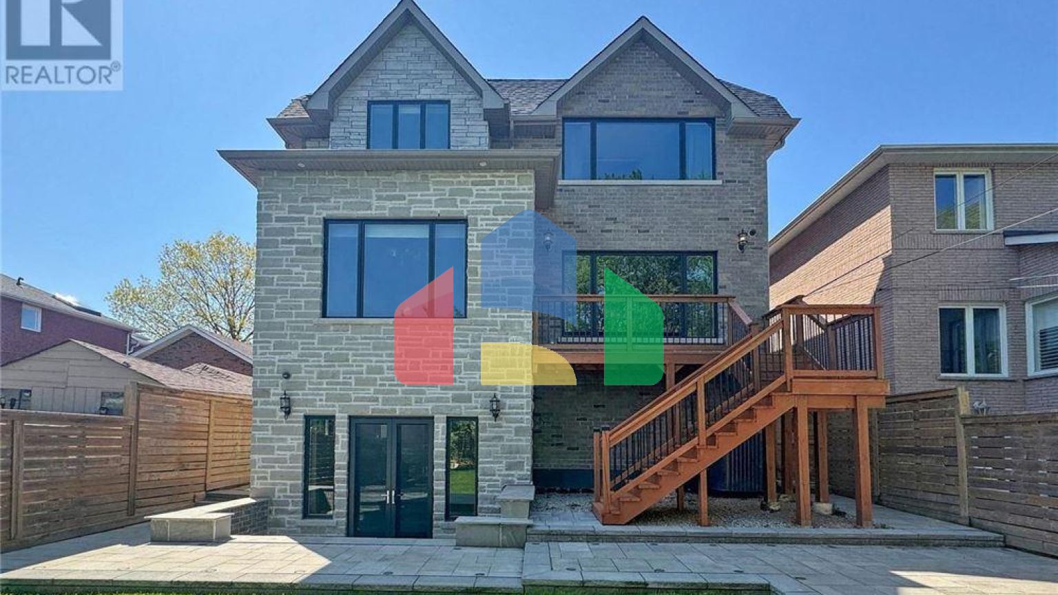 Residential - Single Family Home - Toronto, Canada - Canada