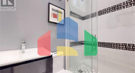 Residential - Single Family Home - Toronto, Canada - Canada Residential - Single Family Home - Toronto, Canada - Canada