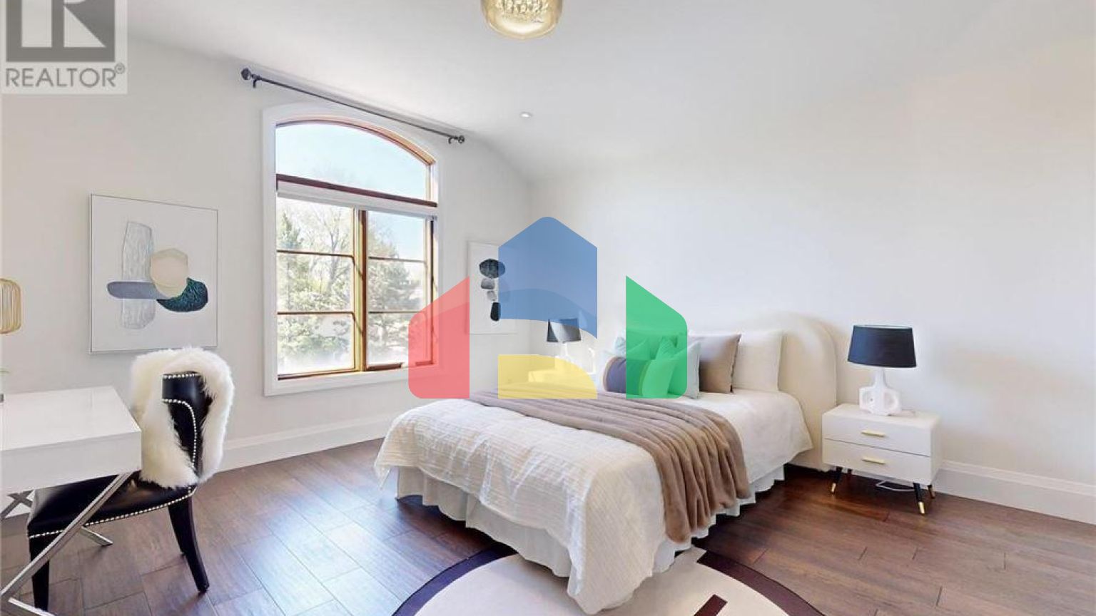 Residential - Single Family Home - Toronto, Canada - Canada