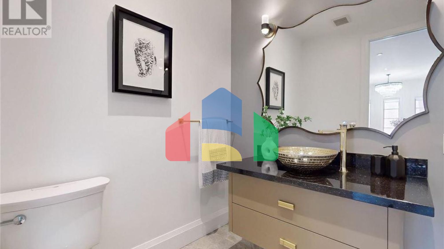 Residential - Single Family Home - Toronto, Canada - Canada