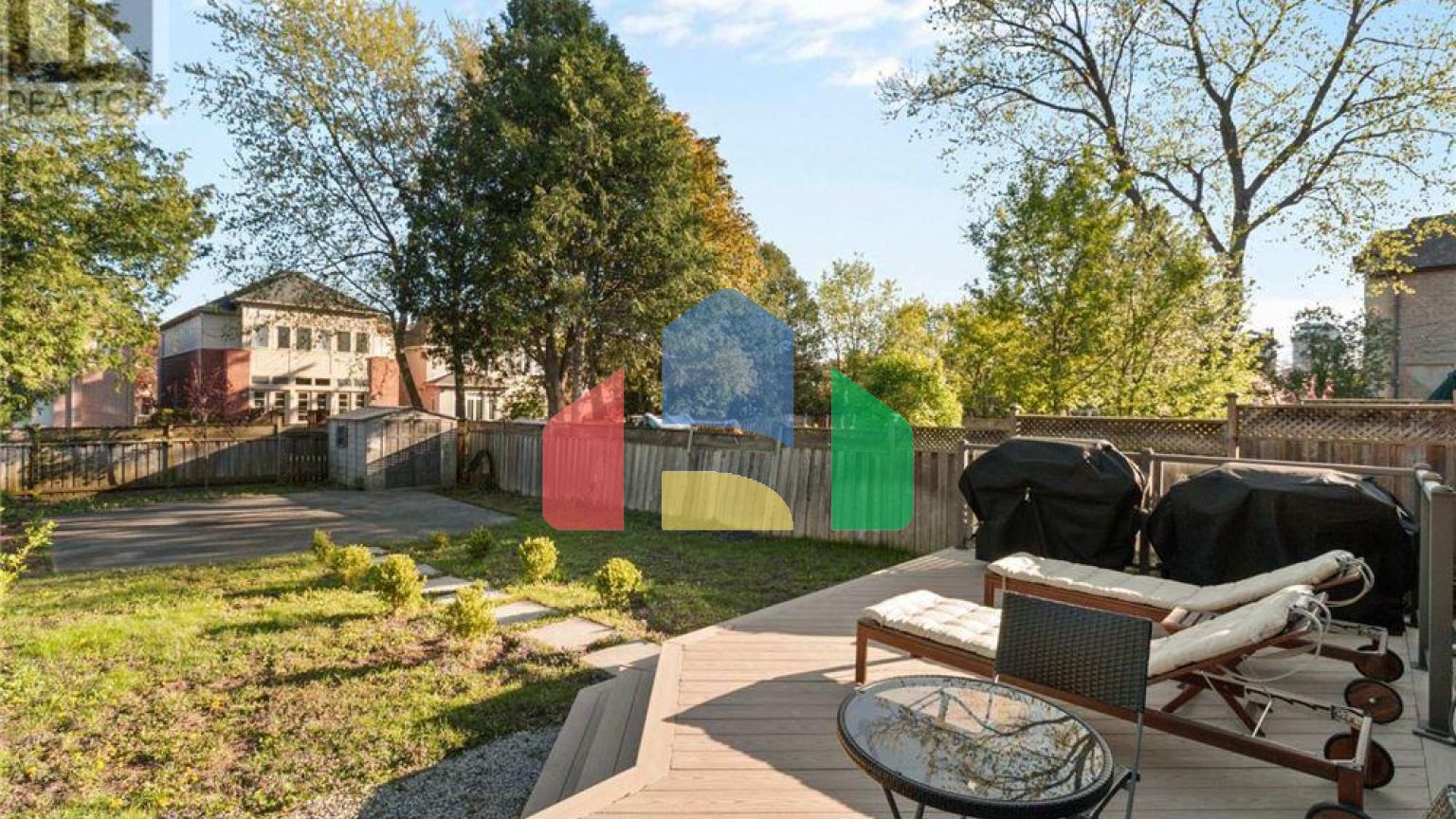 Residential - Single Family Home - Toronto, Canada - Canada