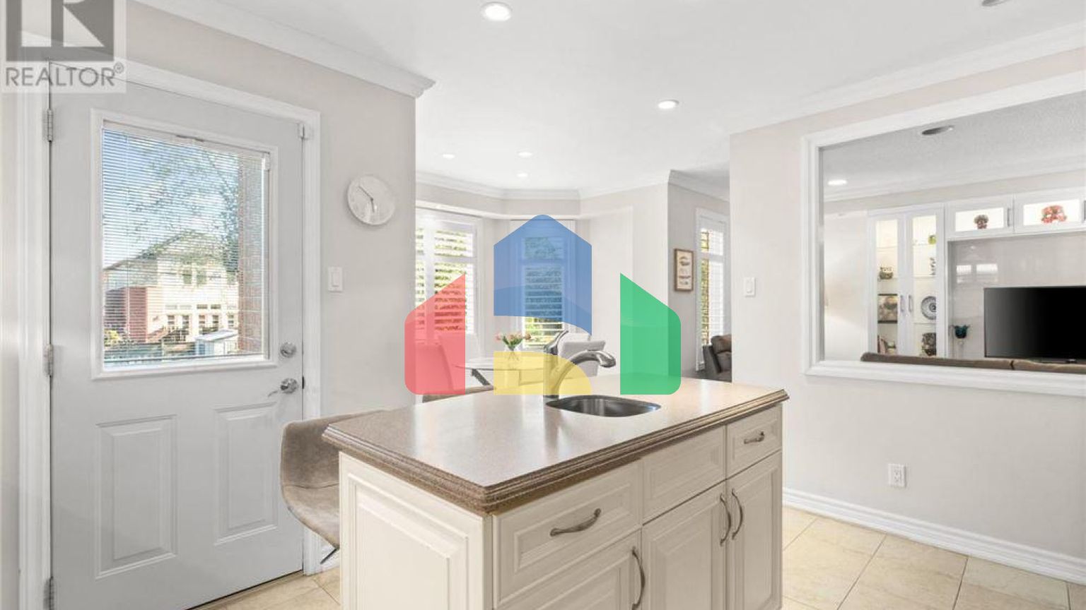 Residential - Single Family Home - Toronto, Canada - Canada