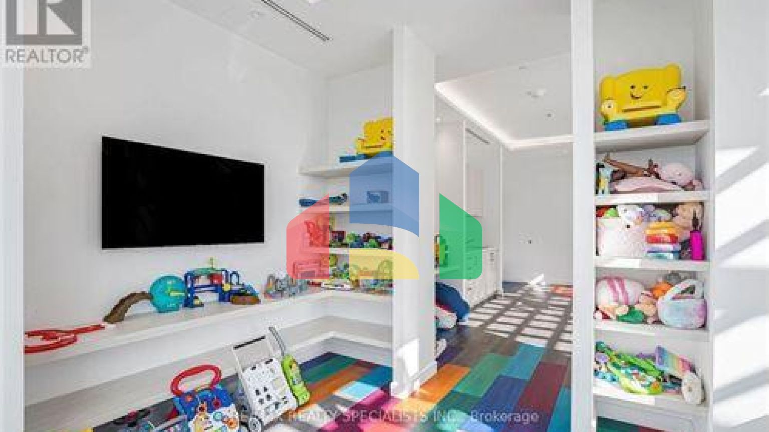 Residential - Condo/Apartment - Toronto, Canada - Canada