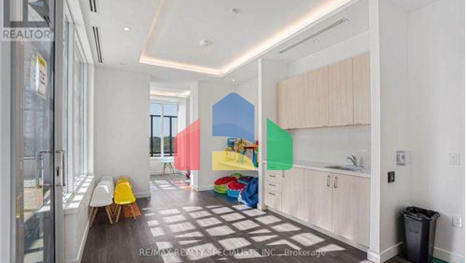 Residential - Condo/Apartment - Toronto, Canada - Canada