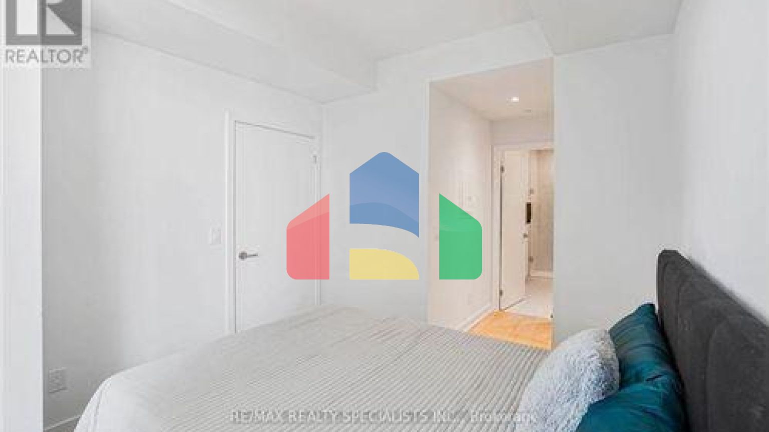 Residential - Condo/Apartment - Toronto, Canada - Canada