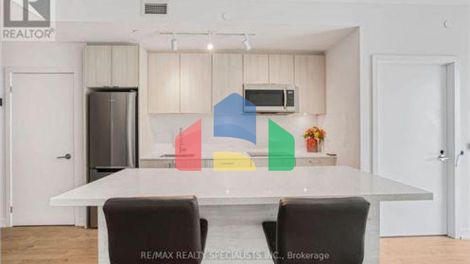 Residential - Condo/Apartment - Toronto, Canada - Canada