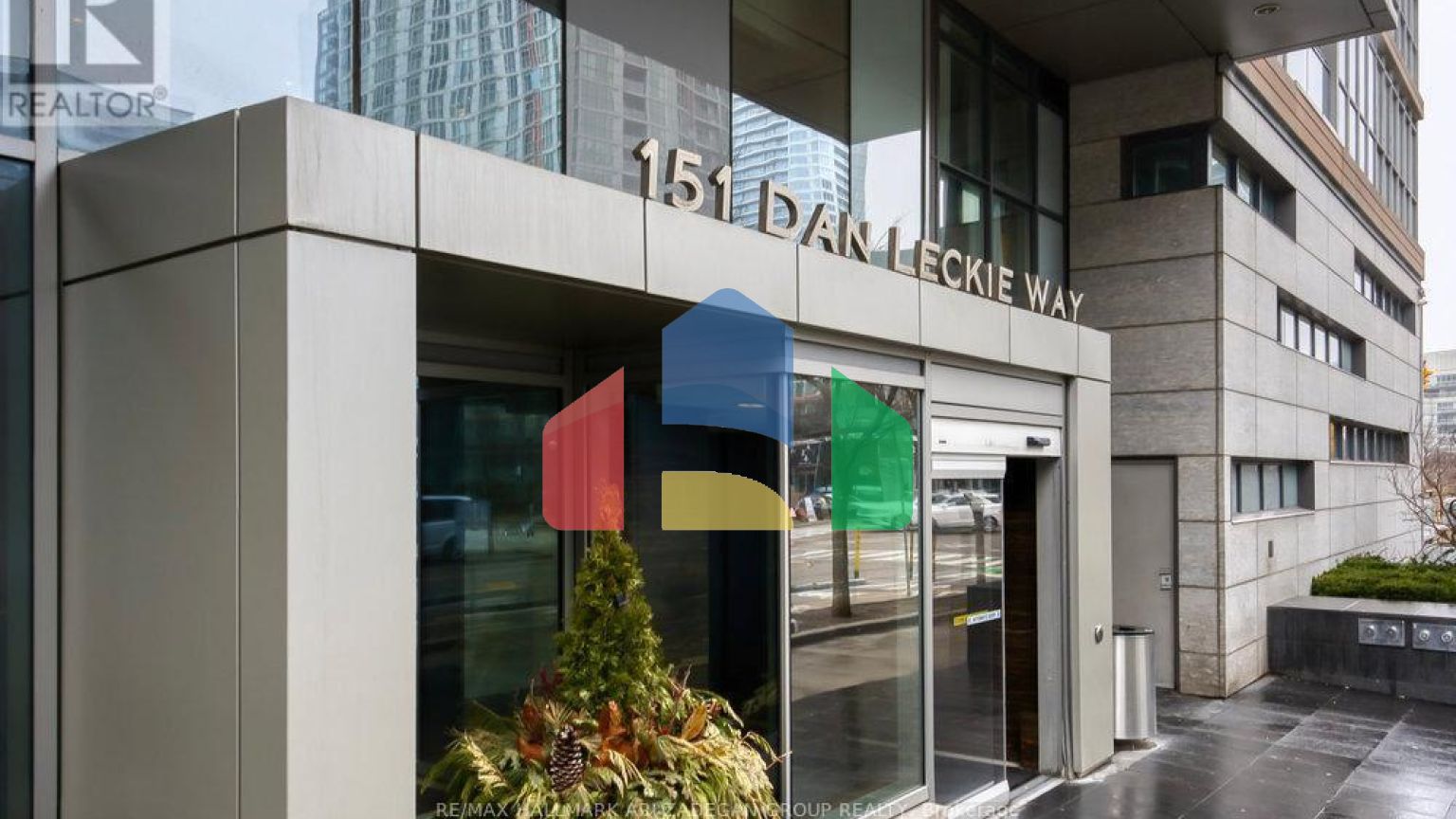 Residential - Condo/Apartment - Toronto, Canada - Canada