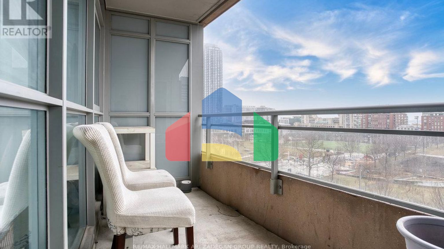 Residential - Condo/Apartment - Toronto, Canada - Canada