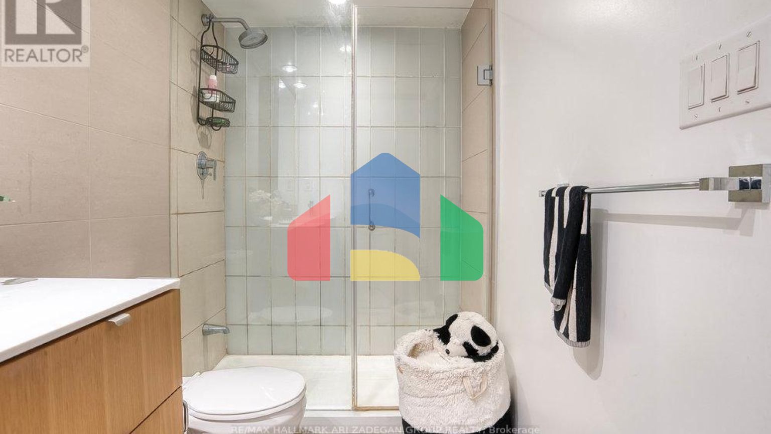 Residential - Condo/Apartment - Toronto, Canada - Canada