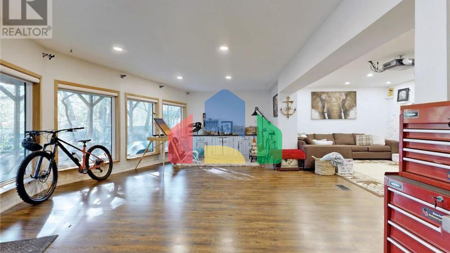 Residential - Single Family Home - Toronto, Canada - Canada