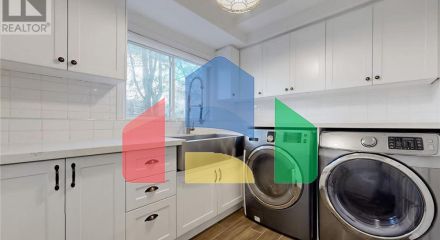 Residential - Single Family Home - Toronto, Canada - Canada