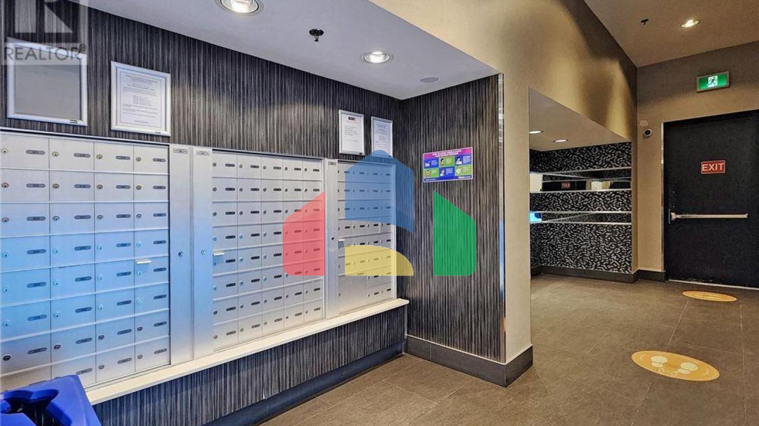 Residential - Condo/Apartment - Toronto, Canada - Canada