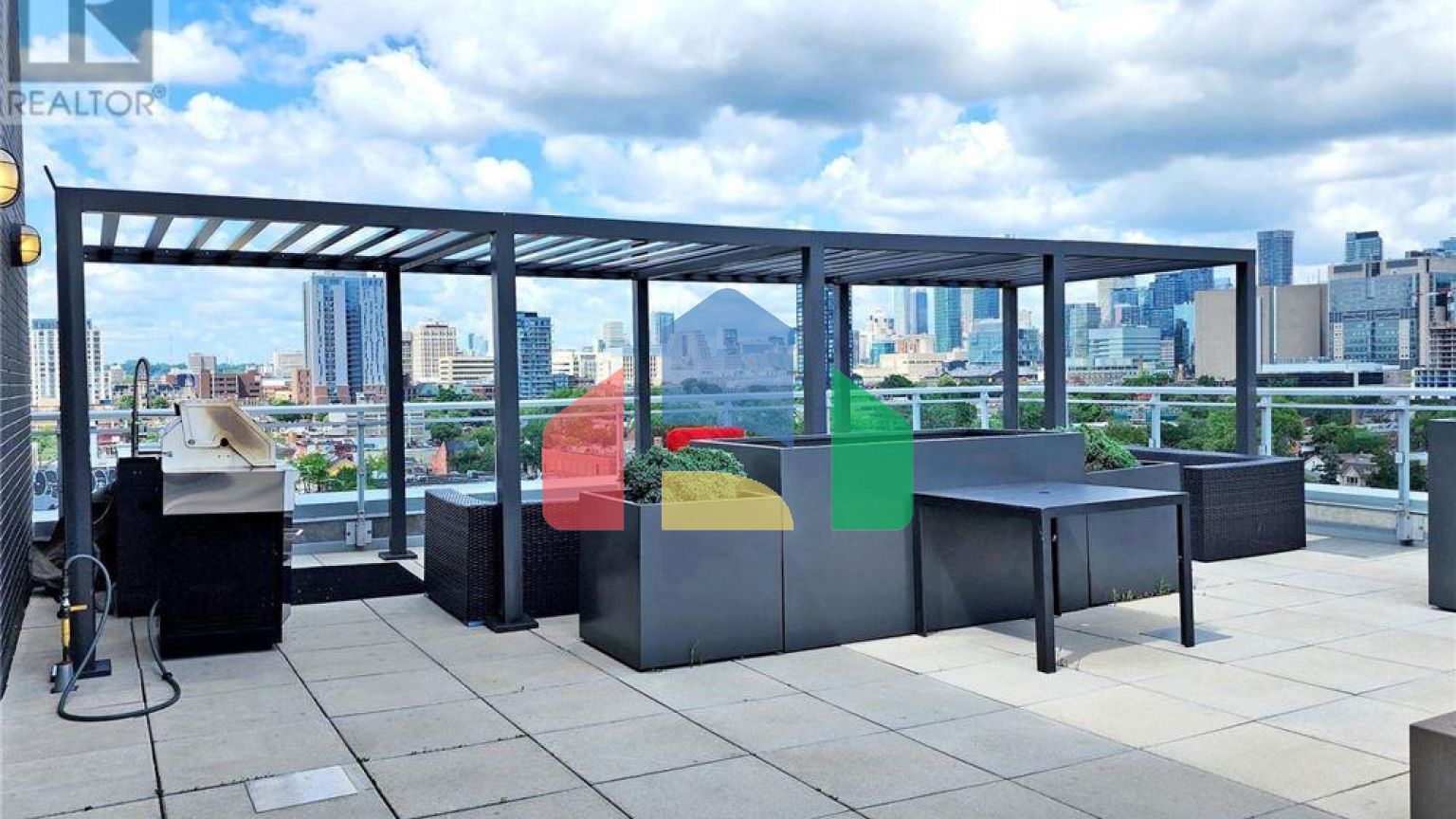 Residential - Condo/Apartment - Toronto, Canada - Canada