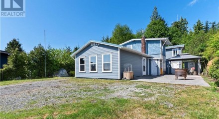 Residential - Single Family Home - Ucluelet, Canada - Canada