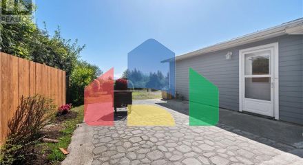 Residential - Single Family Home - Ucluelet, Canada - Canada