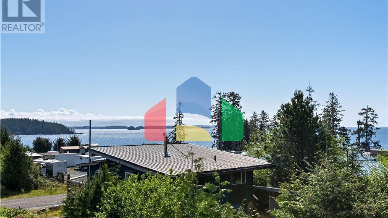 Residential - Single Family Home - Ucluelet, Canada - Canada