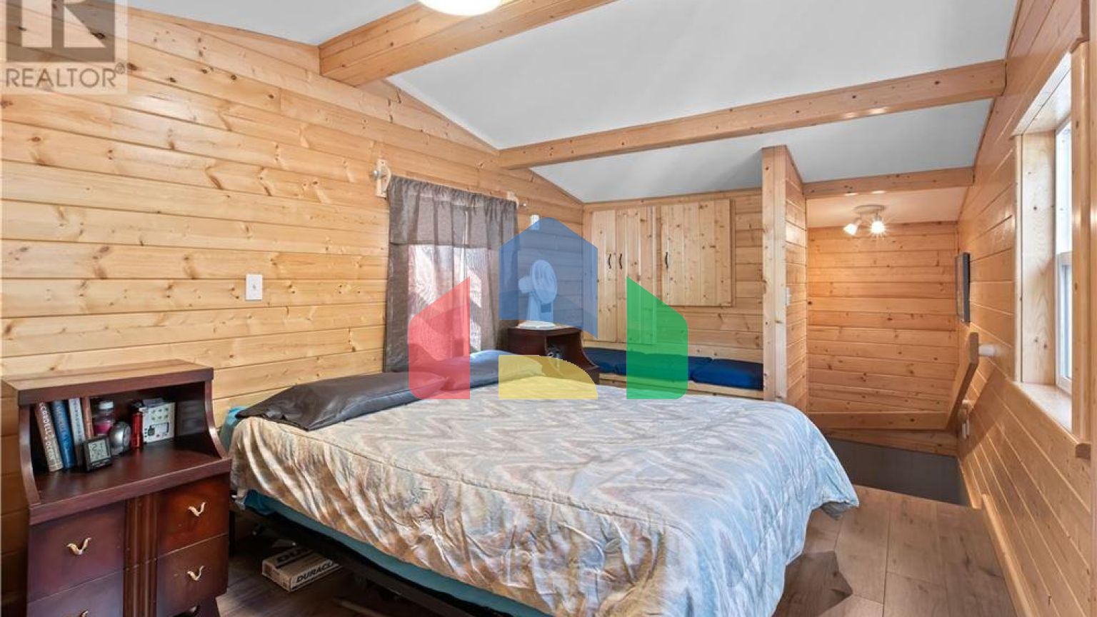 Residential - Single Family Home - Ucluelet, Canada - Canada