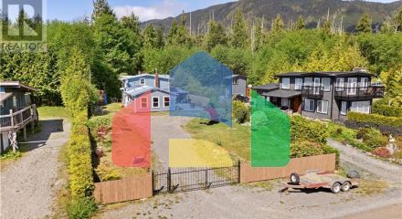 Residential - Single Family Home - Ucluelet, Canada - Canada