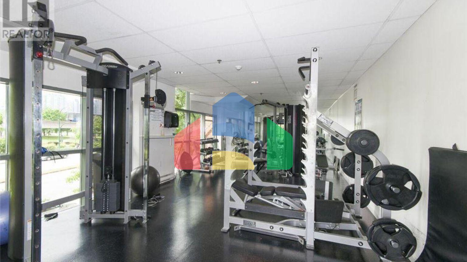 Residential - Condo/Apartment - Vancouver, Canada - Canada