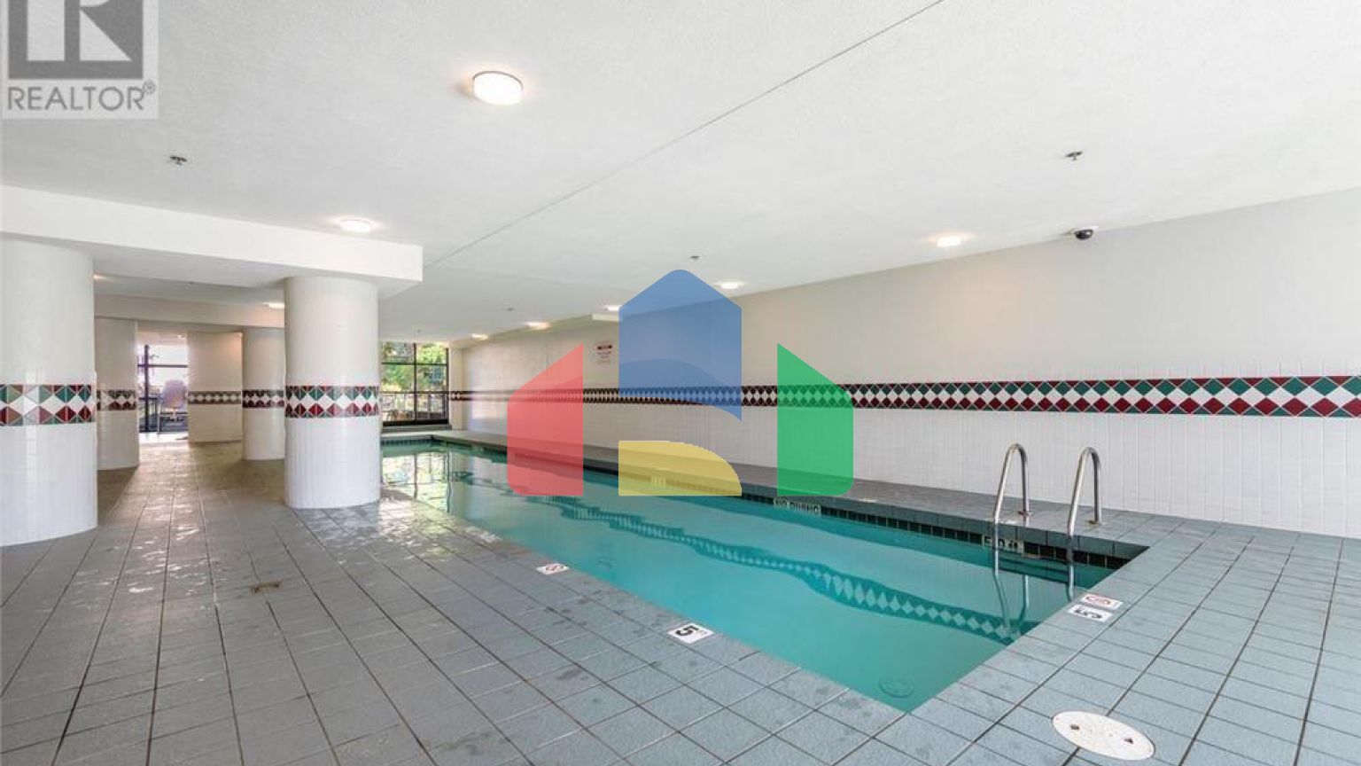 Residential - Condo/Apartment - Vancouver, Canada - Canada