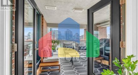 Residential - Condo/Apartment - Vancouver, Canada - Canada