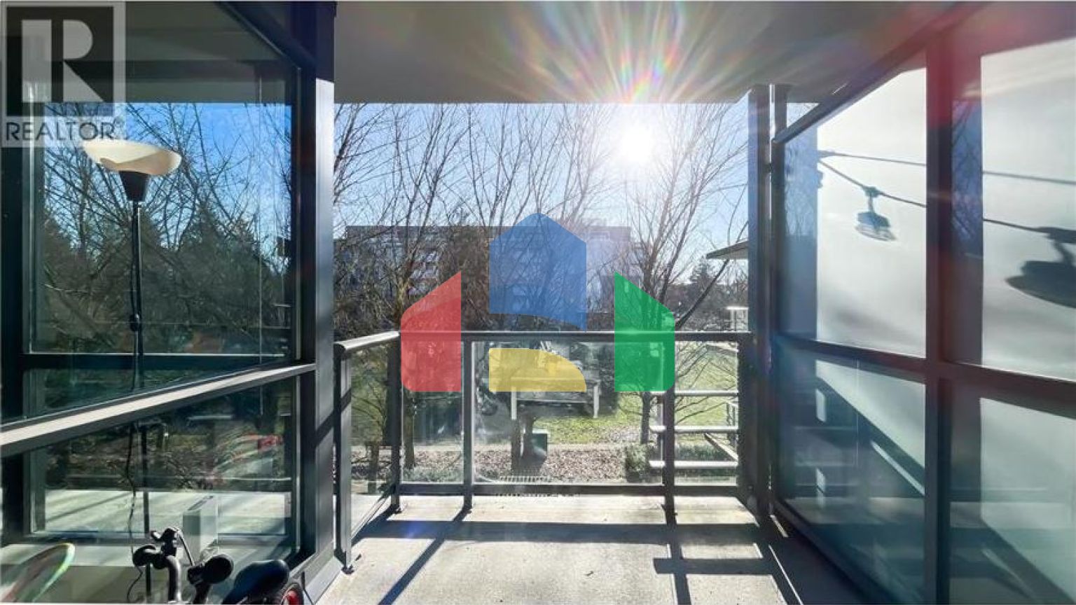 Residential - Single Family Home - Vancouver, Canada - Canada