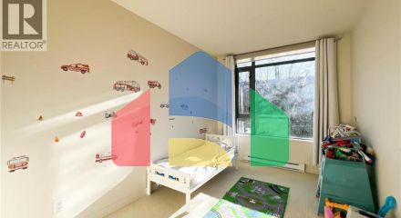 Residential - Single Family Home - Vancouver, Canada - Canada