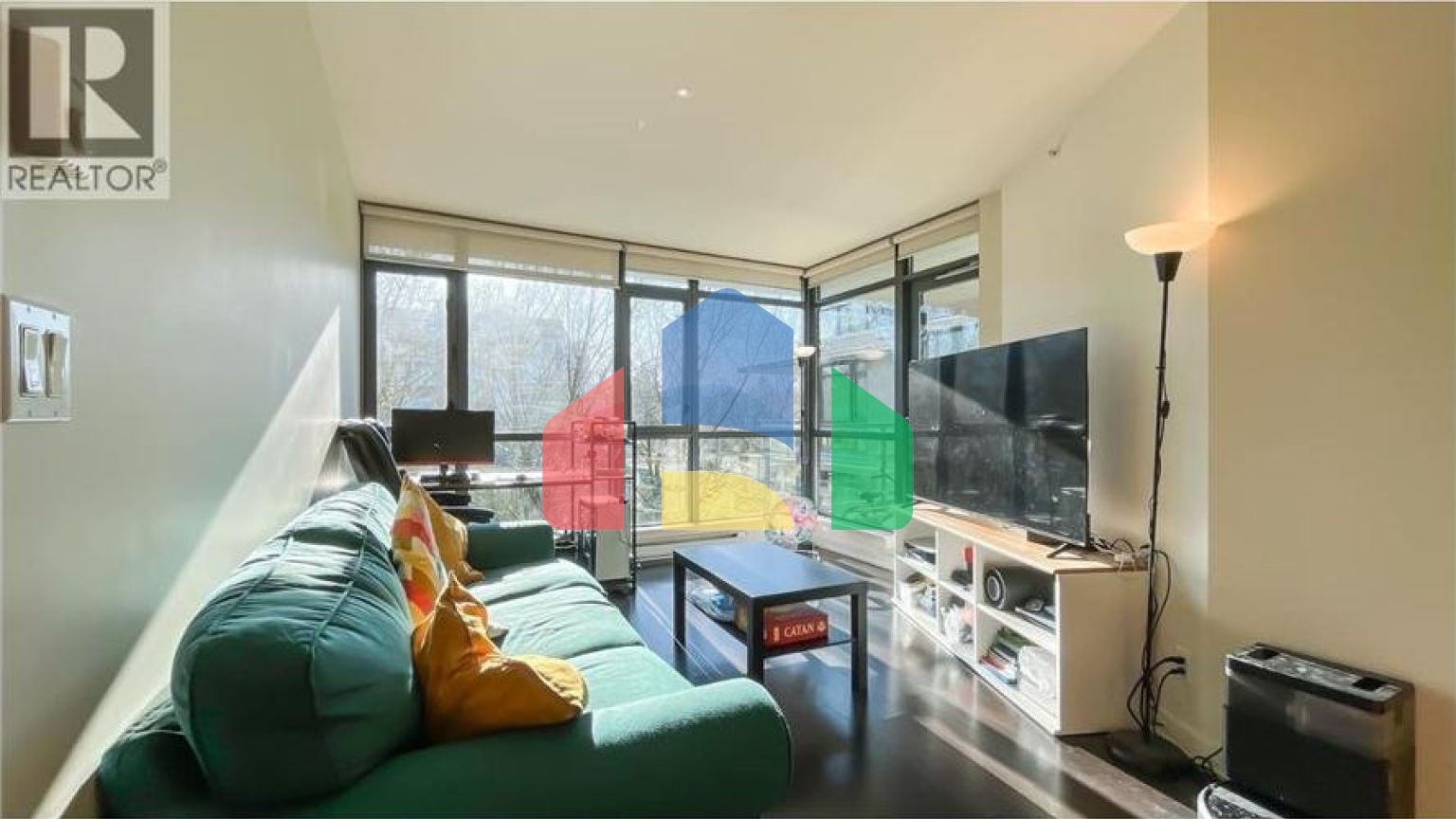 Residential - Single Family Home - Vancouver, Canada - Canada