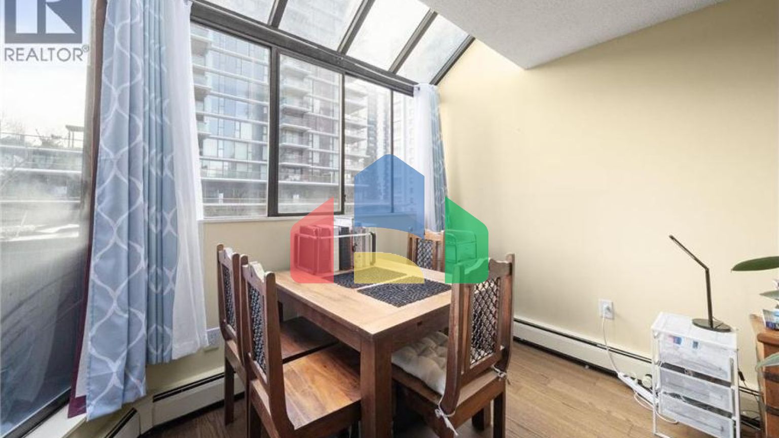 Residential - Single Family Home - Vancouver, Canada - Canada