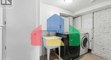 Residential - Single Family Home - Vancouver, Canada - Canada