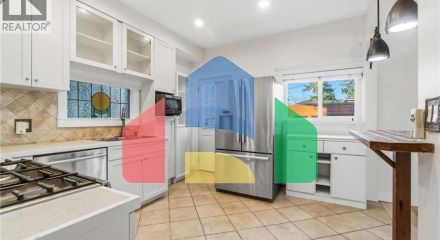 Residential - Single Family Home - Vancouver, Canada - Canada