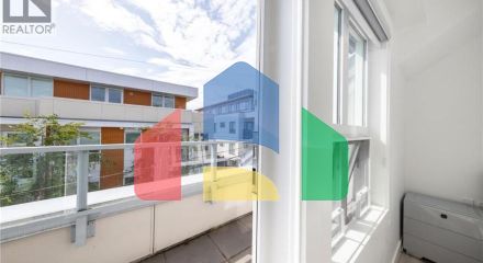 Residential - Townhouse - Vancouver, Canada - Canada