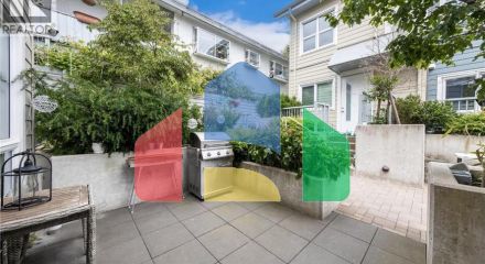 Residential - Townhouse - Vancouver, Canada - Canada