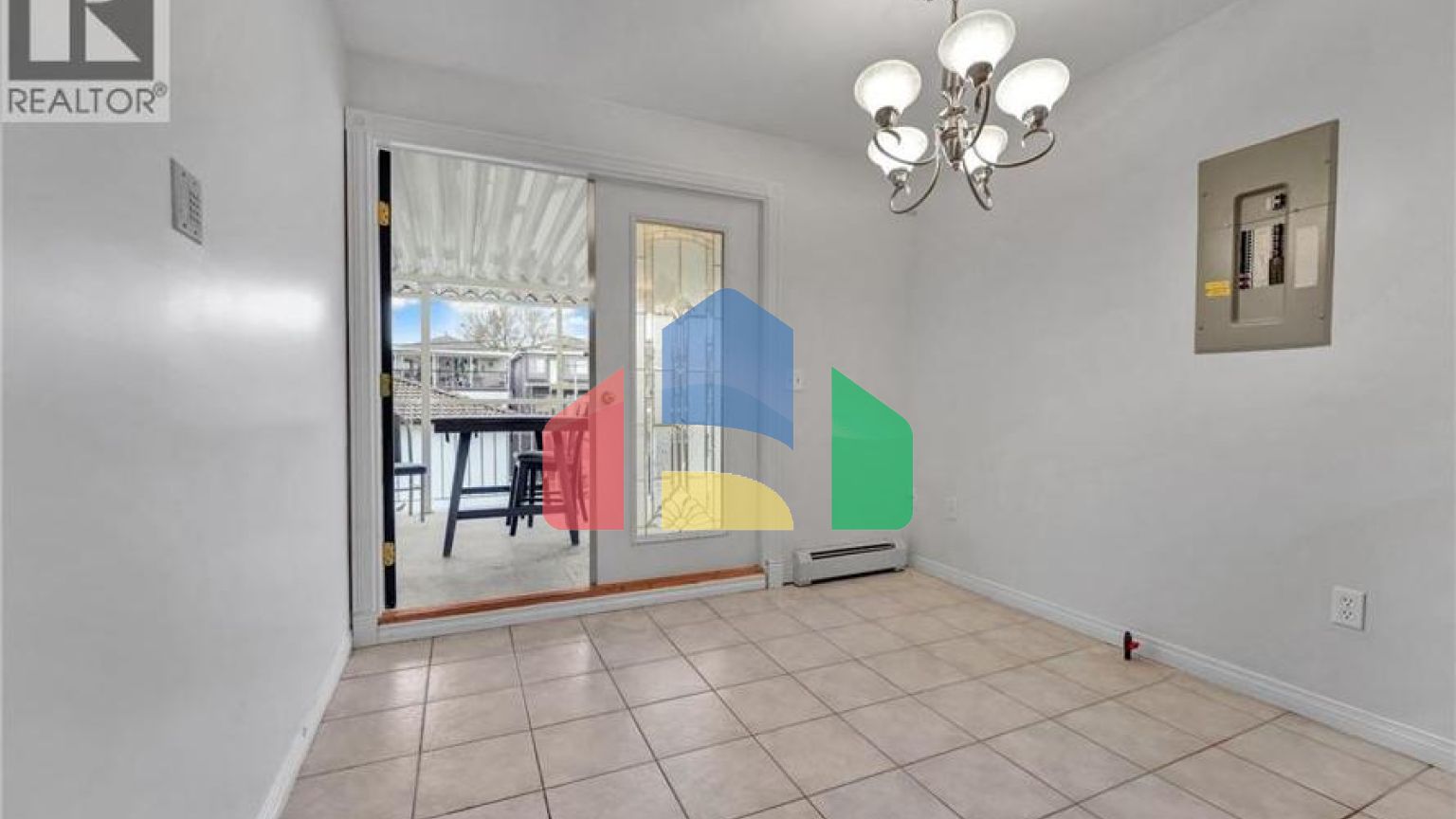 Residential - Single Family Home - Vancouver, Canada - Canada