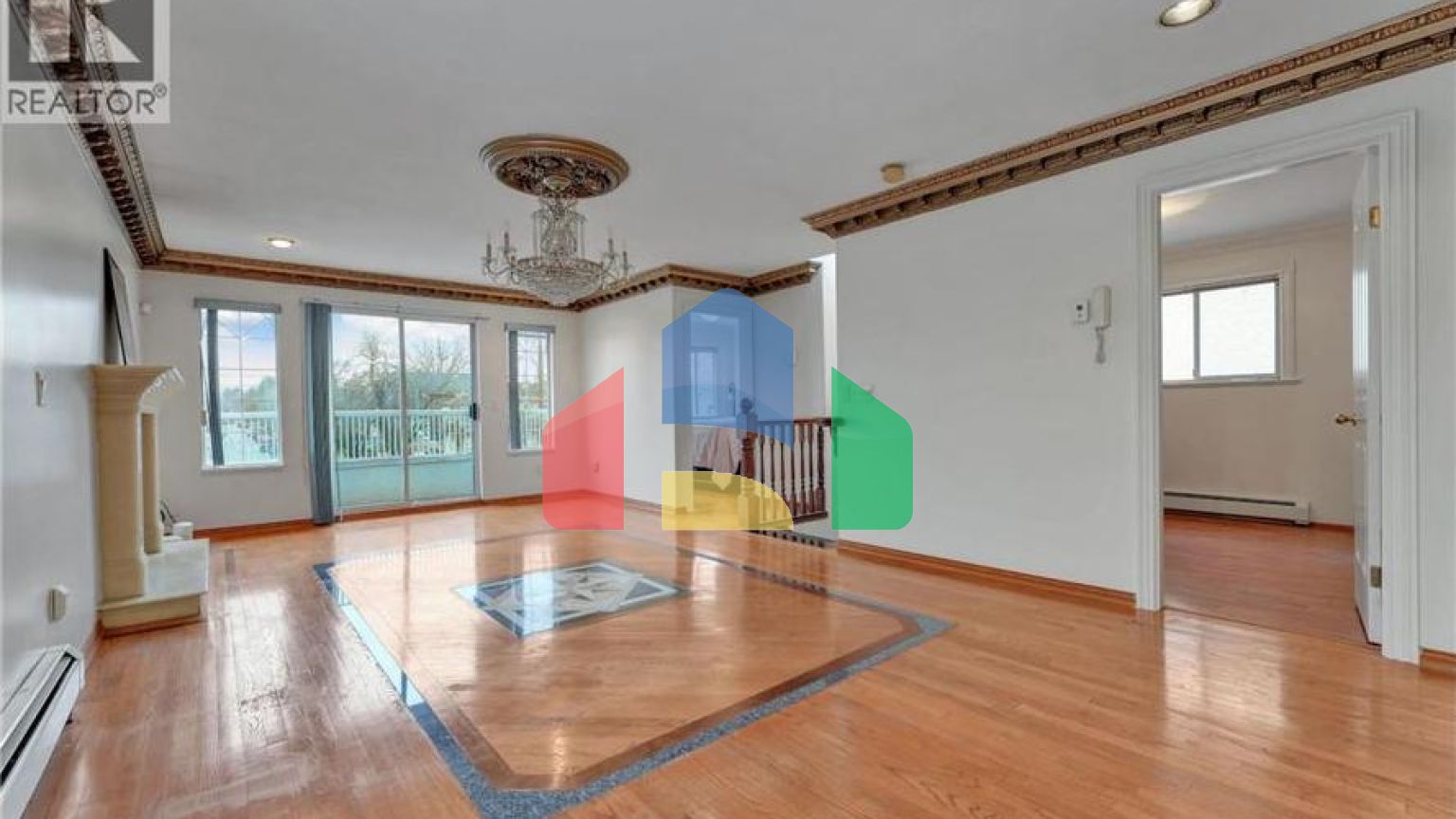 Residential - Single Family Home - Vancouver, Canada - Canada