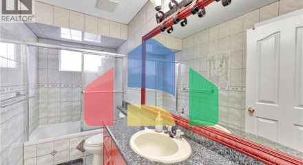 Residential - Single Family Home - Vancouver, Canada - Canada