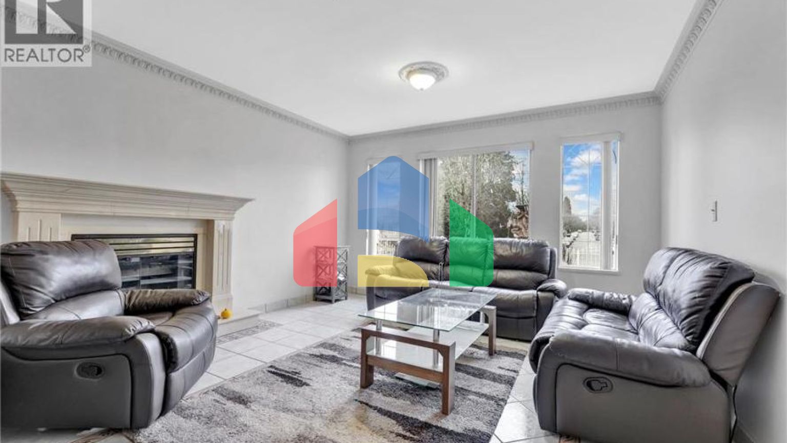 Residential - Single Family Home - Vancouver, Canada - Canada