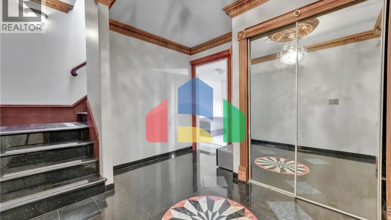 Residential - Single Family Home - Vancouver, Canada - Canada