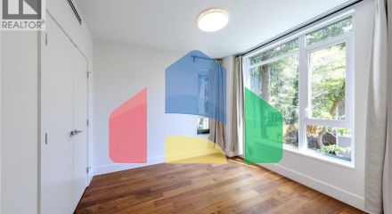 Residential - Single Family Home - Vancouver, Canada - Canada